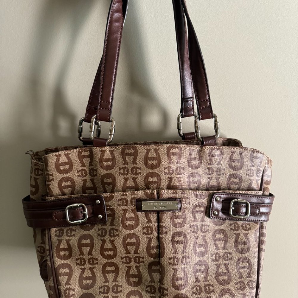 Purse - Picture 2 of 2